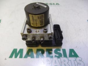 Gebruikte ABS Pomp Fiat Doblo Cargo (263) 1.3 MJ 16V Euro 4 Prijs € 60,00 Margeregeling aangeboden door Maresia Parts