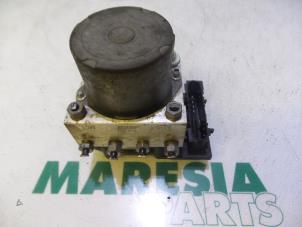 Gebruikte ABS Pomp Fiat Idea (350AX) 1.4 16V Prijs € 157,50 Margeregeling aangeboden door Maresia Parts