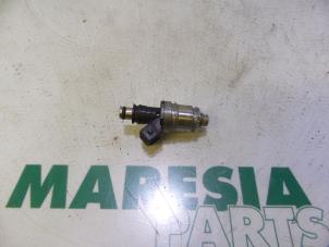 Gebruikte Injector (benzine injectie) Fiat Barchetta (183) 1.8 16V Prijs € 35,00 Margeregeling aangeboden door Maresia Parts
