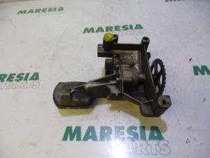 Gebruikte Oliepomp Citroen C8 (EA/EB) 2.0 HDi 16V Prijs € 105,00 Margeregeling aangeboden door Maresia Parts