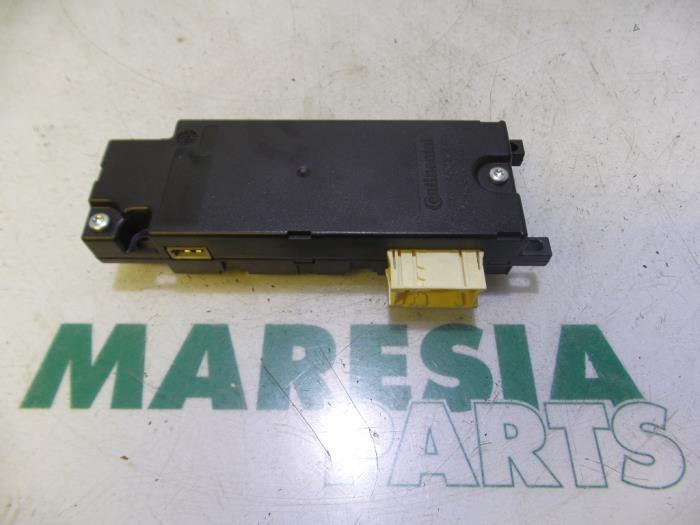 Gebruikte Computer Diversen Peugeot 207/207+ (WA/WC/WM) 1.4 16V Vti Prijs € 40,00 Margeregeling aangeboden door Maresia Parts