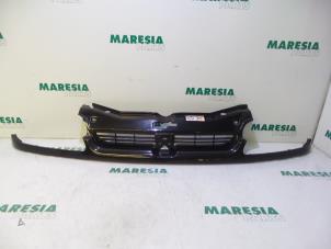 Gebruikte Grille Peugeot Partner 1.9 D Prijs € 35,00 Margeregeling aangeboden door Maresia Parts