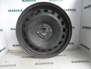 Gebruikte Velg Renault Megane II (BM/CM) 1.6 16V Prijs € 20,00 Margeregeling aangeboden door Maresia Parts