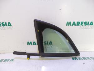 Gebruikte Ruit Driehoek links-voor Citroen DS3 (SA) 1.4 HDi Prijs € 40,00 Margeregeling aangeboden door Maresia Parts