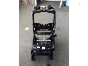 Gebruikte Stoelframe Citroen Nemo (AA) 1.3 HDi 75 Prijs € 60,50 Inclusief btw aangeboden door Maresia Parts