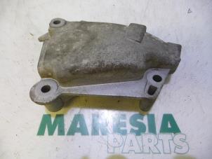 Gebruikte Motorrubber Citroen C2 (JM) 1.4 Prijs € 25,00 Margeregeling aangeboden door Maresia Parts