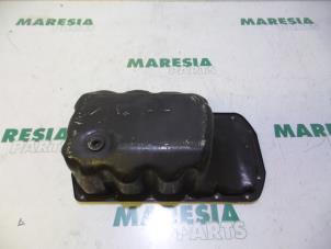 Gebruikte Carterpan Peugeot 207 SW (WE/WU) 1.4 16V Vti Prijs € 24,99 Margeregeling aangeboden door Maresia Parts