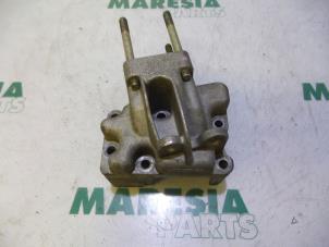 Gebruikte Motorrubber Fiat Stilo (192A/B) 1.2 16V 3-Drs. Prijs € 20,00 Margeregeling aangeboden door Maresia Parts
