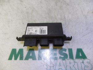 Gebruikte Computer Diversen Renault Clio III (BR/CR) 1.4 16V Prijs € 90,00 Margeregeling aangeboden door Maresia Parts