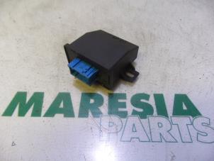 Gebruikte Verlichtings Module Peugeot 308 (L3/L8/LB/LH/LP) 1.6 16V THP Prijs € 50,00 Margeregeling aangeboden door Maresia Parts