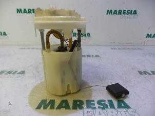 Gebruikte Tank element Pomp Citroen C4 Grand Picasso (UA) 1.8 16V Prijs € 35,00 Margeregeling aangeboden door Maresia Parts