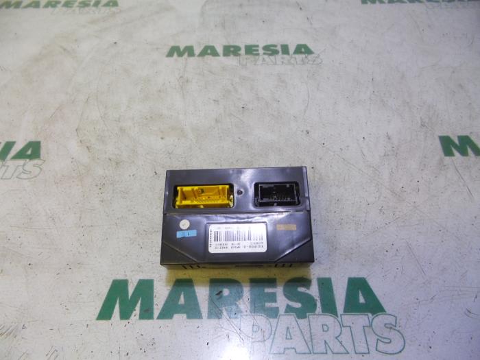 Gebruikte Computer Diversen Citroen C4 Grand Picasso (UA) 1.8 16V Prijs € 75,00 Margeregeling aangeboden door Maresia Parts