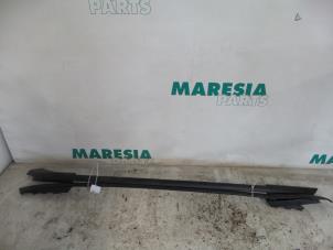 Gebruikte Roofrail set Citroen C4 Grand Picasso (UA) 1.8 16V Prijs € 85,00 Margeregeling aangeboden door Maresia Parts