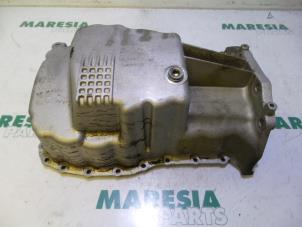 Gebruikte Carterpan Renault Megane Coupé (DA) 1.6 16V Sport Prijs € 30,00 Margeregeling aangeboden door Maresia Parts