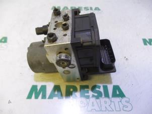 Gebruikte ABS Pomp Alfa Romeo 147 (937) 1.9 JTDM 16V Prijs € 49,95 Margeregeling aangeboden door Maresia Parts
