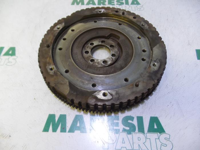 Gebruikte Vliegwiel Renault Scénic II (JM) 1.5 dCi 85 Prijs € 105,00 Margeregeling aangeboden door Maresia Parts