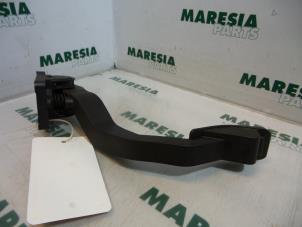 Gebruikte Gaspedaalpositie Sensor Peugeot 206 (2A/C/H/J/S) 1.4 HDi Prijs € 35,00 Margeregeling aangeboden door Maresia Parts