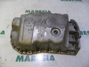 Gebruikte Carterpan Renault Scénic I (JA) 2.0 16V Prijs € 30,00 Margeregeling aangeboden door Maresia Parts