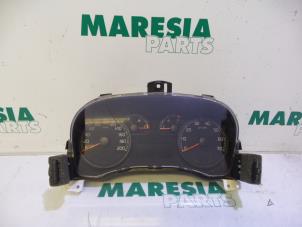 Gebruikte Instrumentenpaneel Fiat Punto II (188) 1.2 60 S Prijs € 25,00 Margeregeling aangeboden door Maresia Parts