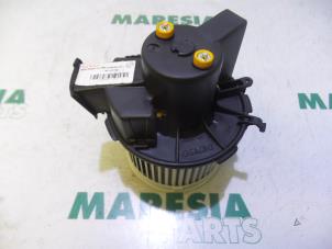 Gebruikte Blower Fiat Panda (169) 1.2 Fire Prijs € 25,00 Margeregeling aangeboden door Maresia Parts