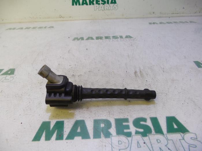 Gebruikte Bobine Fiat Bravo (198A) 1.4 MultiAir 16V Prijs € 15,00 Margeregeling aangeboden door Maresia Parts
