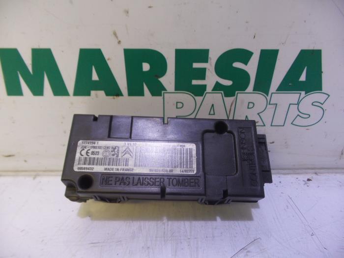 Gebruikte Computer Diversen Peugeot 3008 I (0U/HU) 1.6 HDiF 16V Prijs € 75,00 Margeregeling aangeboden door Maresia Parts
