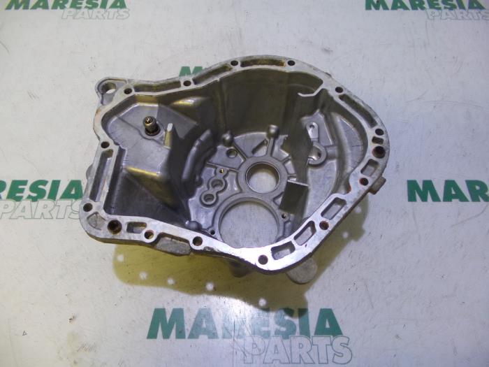 Gebruikte Versnellingsbakhuis Peugeot 407 (6D) 1.8 16V Prijs € 60,00 Margeregeling aangeboden door Maresia Parts