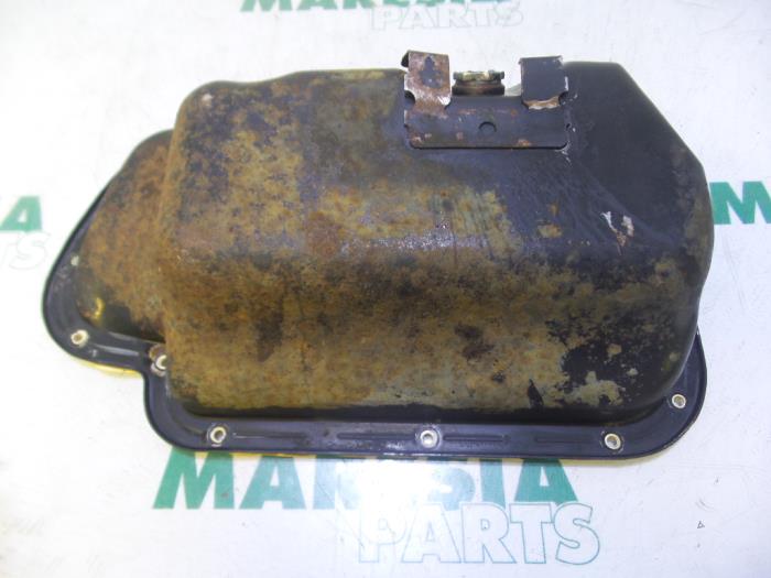 Gebruikte Carterpan Citroen C3 (FC/FL/FT) 1.4 Prijs € 25,00 Margeregeling aangeboden door Maresia Parts