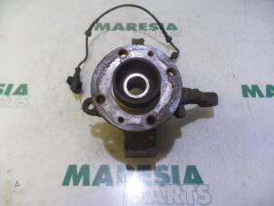 Gebruikte Asschenkel links-voor Dacia Logan MCV (KS) 1.5 dCi Prijs € 105,00 Margeregeling aangeboden door Maresia Parts