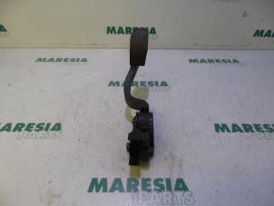 Gebruikte Gaspedaalpositie Sensor Fiat Fiorino (225) 1.3 JTD 16V Multijet Prijs € 50,00 Margeregeling aangeboden door Maresia Parts