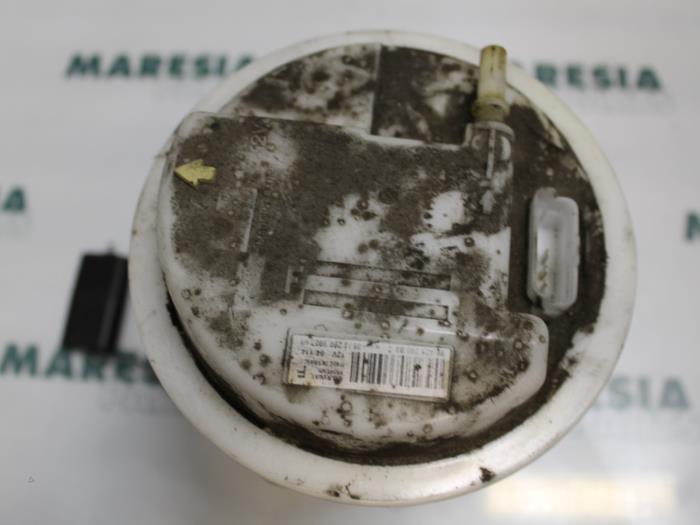 Gebruikte Tank element Pomp Peugeot 206 (2A/C/H/J/S) 1.1 XN,XR Prijs € 20,00 Margeregeling aangeboden door Maresia Parts