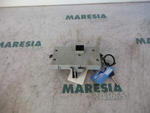 Gebruikte Computer Diversen Fiat Punto II (188) 1.2 60 S 3-Drs. Prijs € 105,00 Margeregeling aangeboden door Maresia Parts