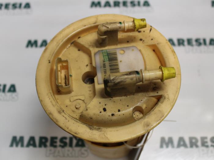 Gebruikte Tank element Pomp Fiat Scudo (220Z) 2.0 JTD 16V Prijs € 60,50 Inclusief btw aangeboden door Maresia Parts