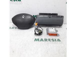 Gebruikte Module + Airbag Set Renault Megane Scénic (JA) 1.6 RT Prijs € 50,00 Margeregeling aangeboden door Maresia Parts