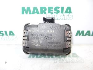 Gebruikte Regensensor Peugeot 407 SW (6E) 2.0 HDiF 16V Prijs € 35,00 Margeregeling aangeboden door Maresia Parts