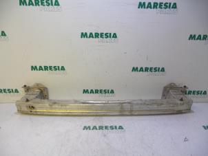 Gebruikte Bumperframe voor Peugeot 308 SW (4E/H) 1.6 HDiF 16V Prijs € 45,00 Margeregeling aangeboden door Maresia Parts