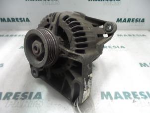 Gebruikte Dynamo Fiat Punto I (176) 60 1.2 i.e. Selecta Prijs € 35,00 Margeregeling aangeboden door Maresia Parts