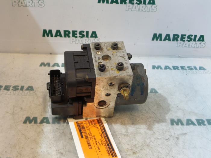 Gebruikte ABS Pomp Citroen Xsara Picasso (CH) 1.6 Prijs € 105,00 Margeregeling aangeboden door Maresia Parts