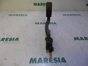 Gebruikte Sensor Gaspedaalpositie Peugeot 208 I (CA/CC/CK/CL) 1.6 e-HDi FAP Prijs € 20,00 Margeregeling aangeboden door Maresia Parts
