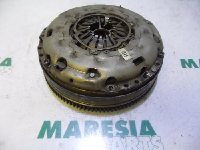 Gebruikte Vliegwiel Fiat Ducato (250) 2.0 D 115 Multijet Prijs € 210,00 Margeregeling aangeboden door Maresia Parts