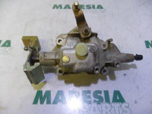 Gebruikte Schakelbak Mechaniek Fiat Punto II (188) 1.2 60 S 3-Drs. Prijs € 40,00 Margeregeling aangeboden door Maresia Parts