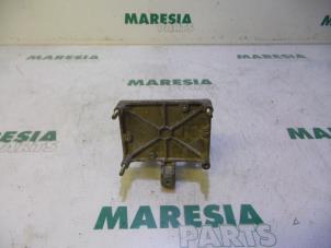 Gebruikte Steun (diversen) Fiat 500 (312) 1.2 LPG Prijs € 20,00 Margeregeling aangeboden door Maresia Parts