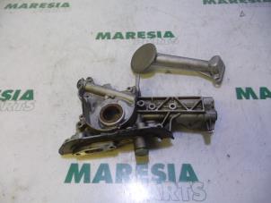 Gebruikte Oliepomp Fiat Punto II (188) 1.9 JTD 80 ELX 3-Drs. Prijs € 75,00 Margeregeling aangeboden door Maresia Parts