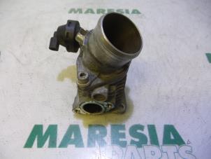 Gebruikte Gasklephuis Alfa Romeo 156 Sportwagon (932) 2.4 JTD Prijs € 60,00 Margeregeling aangeboden door Maresia Parts