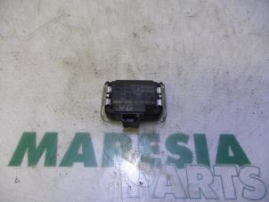 Gebruikte Regensensor Peugeot 308 (4A/C) 1.6 VTI 16V Prijs € 20,00 Margeregeling aangeboden door Maresia Parts