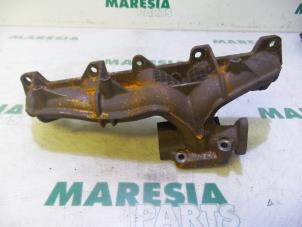 Gebruikte Uitlaatspruitstuk Alfa Romeo 156 Sportwagon (932) 2.4 JTD Prijs € 75,00 Margeregeling aangeboden door Maresia Parts