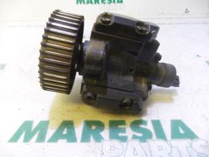 Gebruikte Brandstofpomp Mechanisch Alfa Romeo 156 Sportwagon (932) 2.4 JTD Prijs € 90,00 Margeregeling aangeboden door Maresia Parts