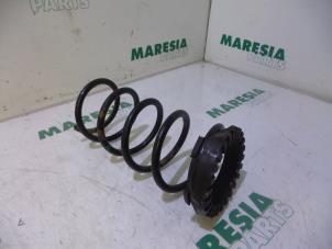 Gebruikte Veerschroef achter Fiat 500 (312) 1.2 69 Prijs € 35,00 Margeregeling aangeboden door Maresia Parts