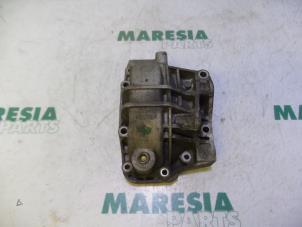 Gebruikte Versnellingsbakhuis Alfa Romeo GT (937) 1.9 JTD 16V Multijet Prijs € 40,00 Margeregeling aangeboden door Maresia Parts