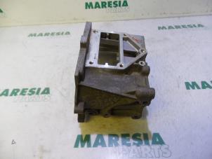 Gebruikte Versnellingsbakhuis Fiat Stilo (192A/B) 1.4 16V Prijs € 35,00 Margeregeling aangeboden door Maresia Parts